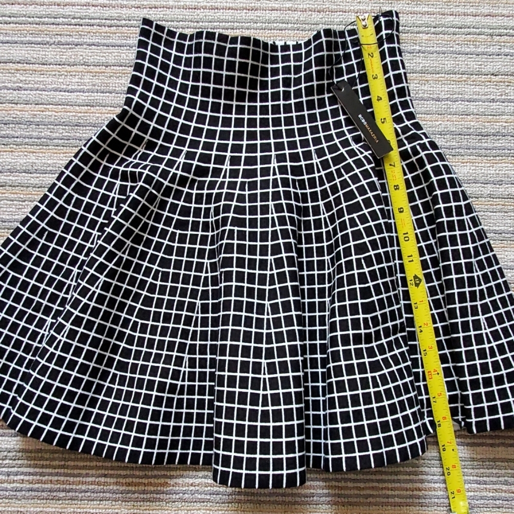 Skirt - Picture 4 of 4